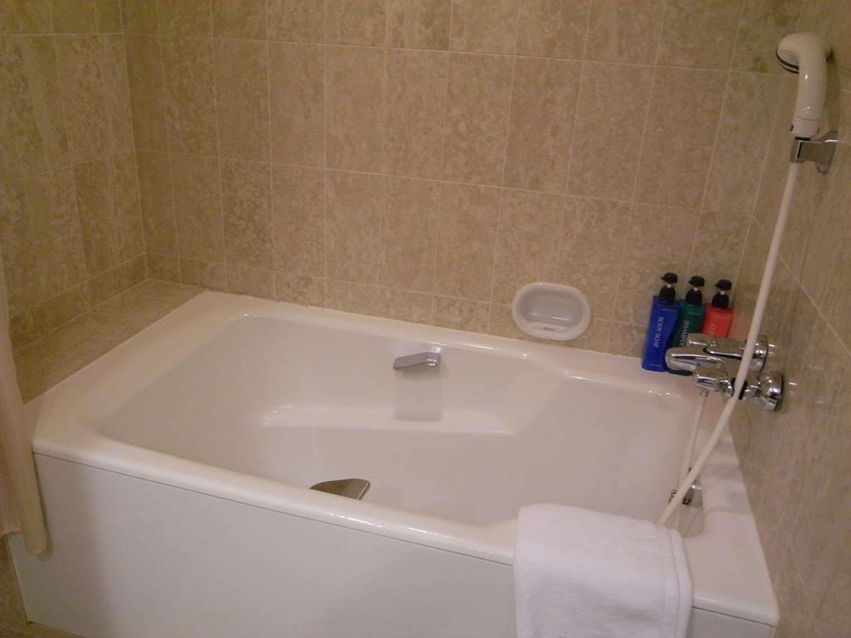 The Global View Nagasaki Hotel Exterior photo A bathtub with a shower