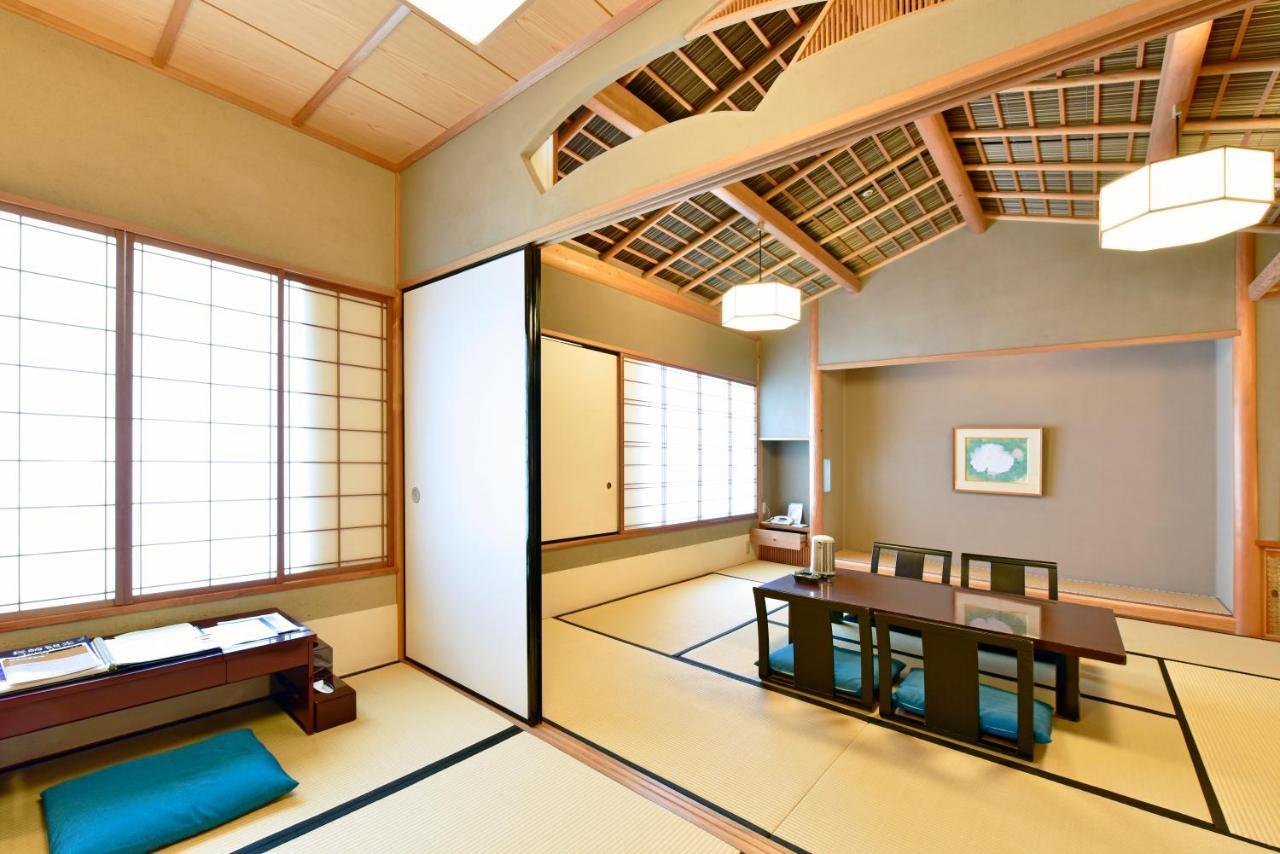 The Global View Nagasaki Hotel Exterior photo