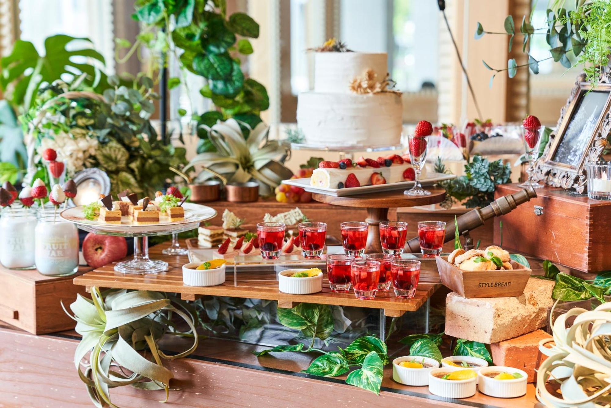 The Global View Nagasaki Hotel Exterior photo A dessert buffet